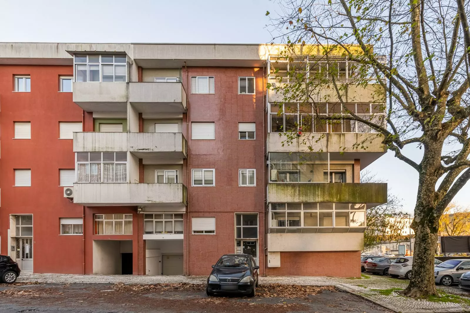 9 Fully Renovated 3-bedroom Apartment In Braga
