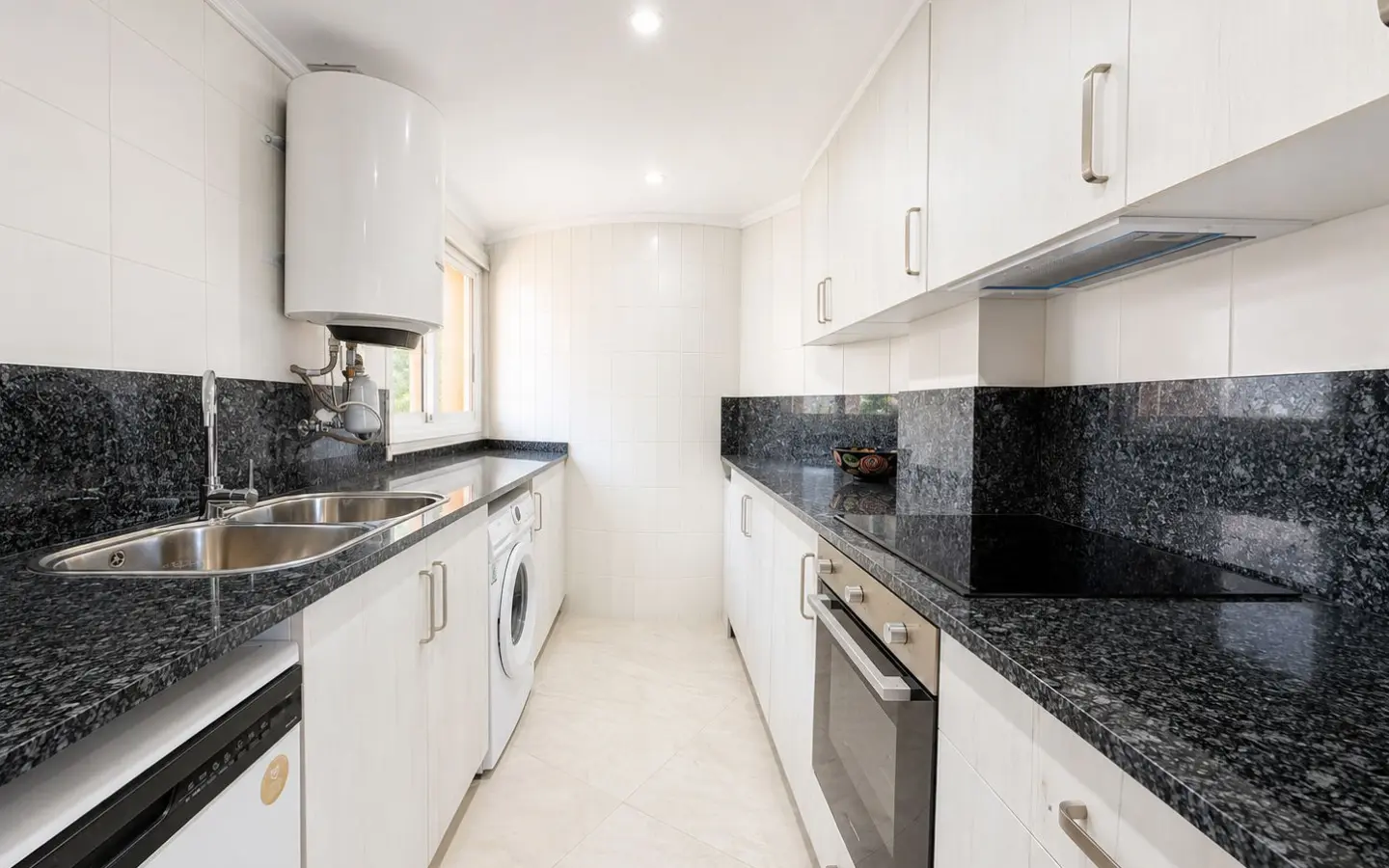 Apartment Of 98 M² In Jávea, Spain