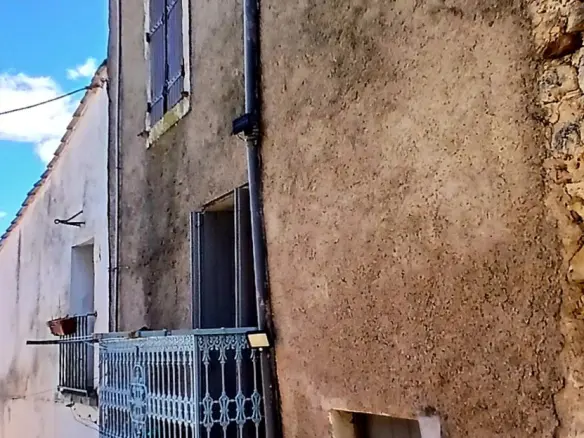 House Of 53 M² In Magalas