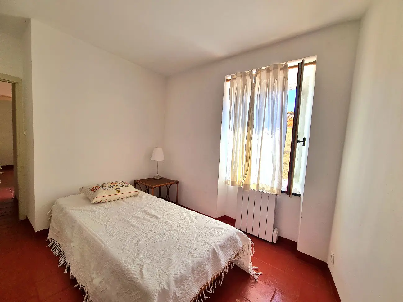 102 M² House In Caunes Minervois, France