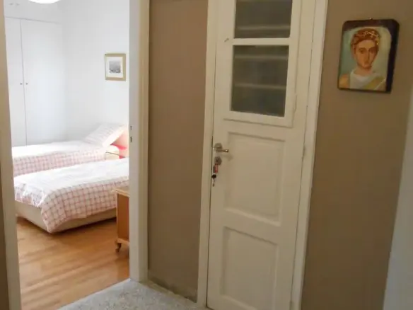 2-bedroom Flat In Historic Center, Greece (81 M²)