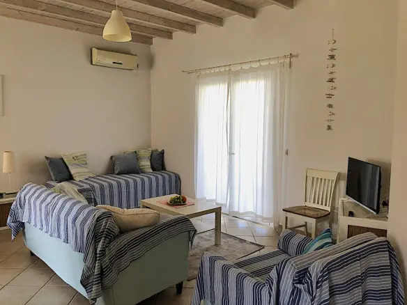 2-bedroom Detached House In Corfu, Greece (74 M²)