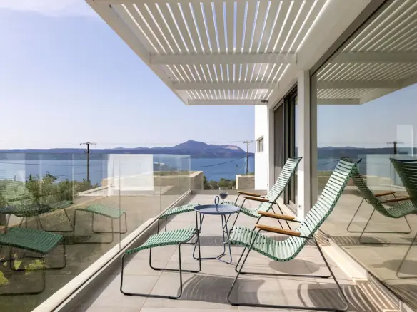 5-bedroom Villa In Vamos, Greece (372 M²)