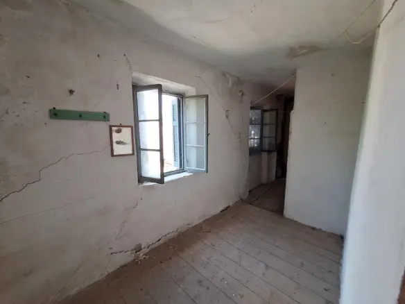 Maisonette In Corfu, Greece (120 M²)