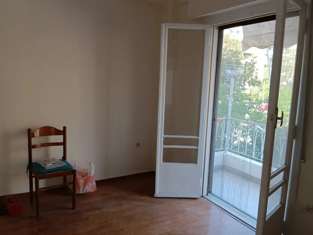 Flat Of 87 M² In Athens