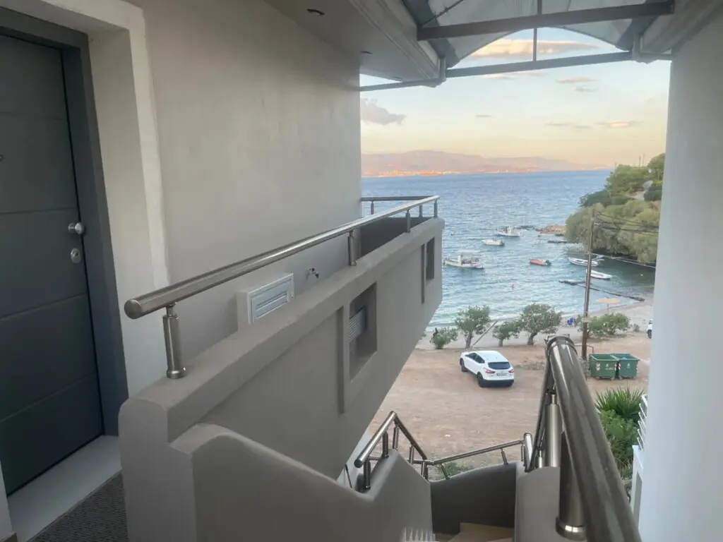 Maisonette Of 200 M² In Peloponnese