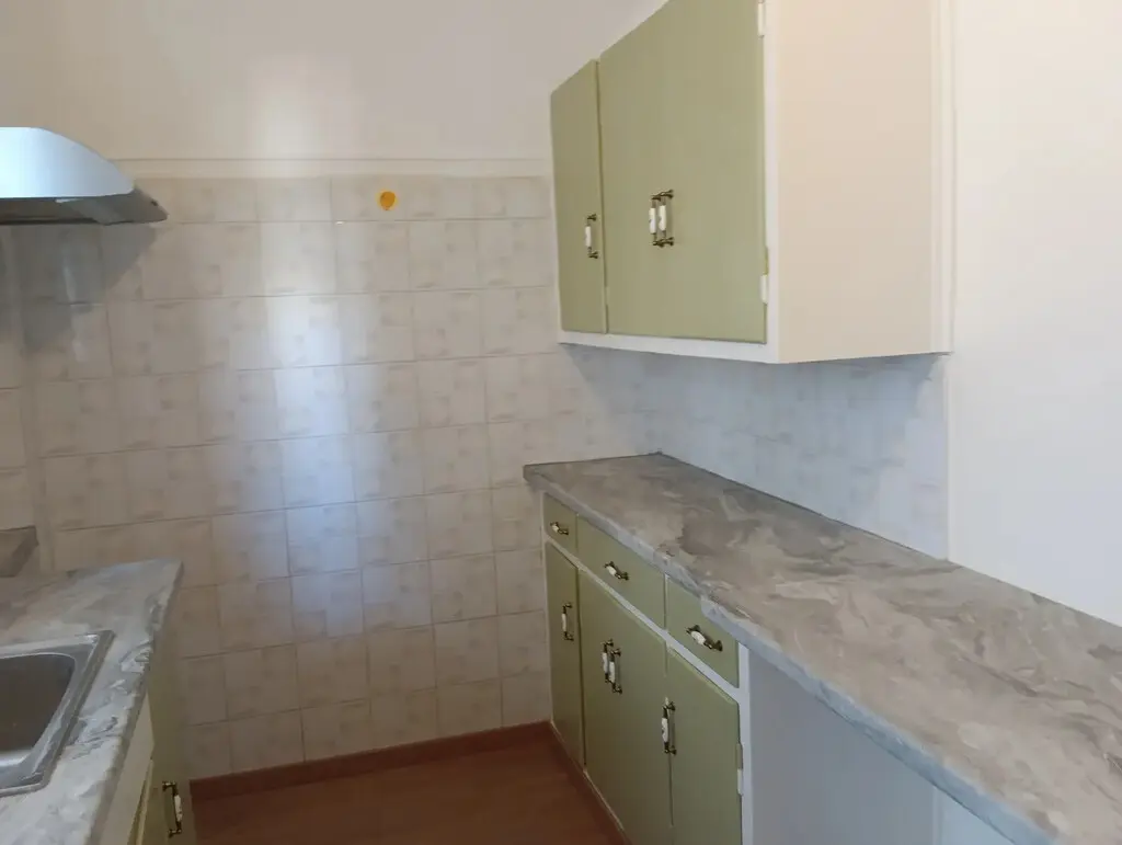 Flat Of 87 M² In Athens
