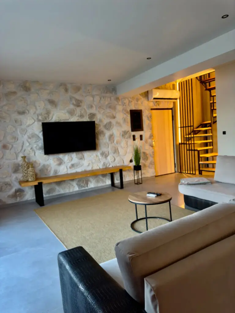 Maisonette Of 200 M² In Peloponnese