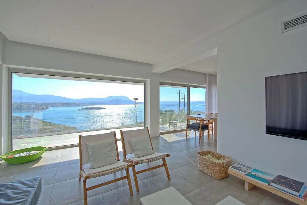 Villa Of 372 M² In Crete