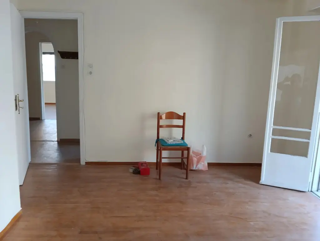 Flat Of 87 M² In Athens