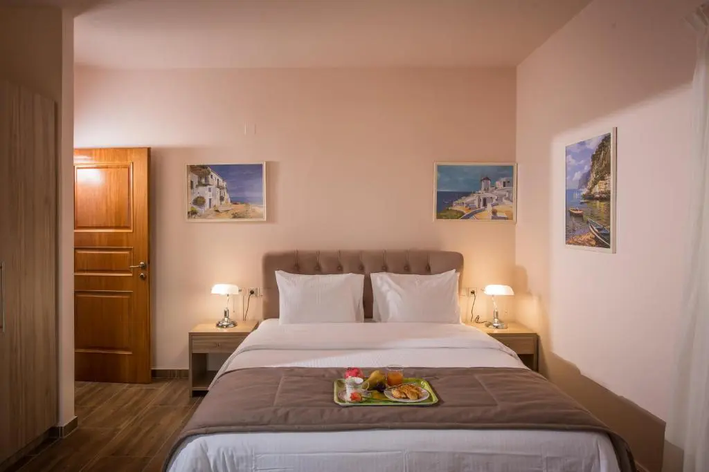 Villa Of 600 M² In Crete