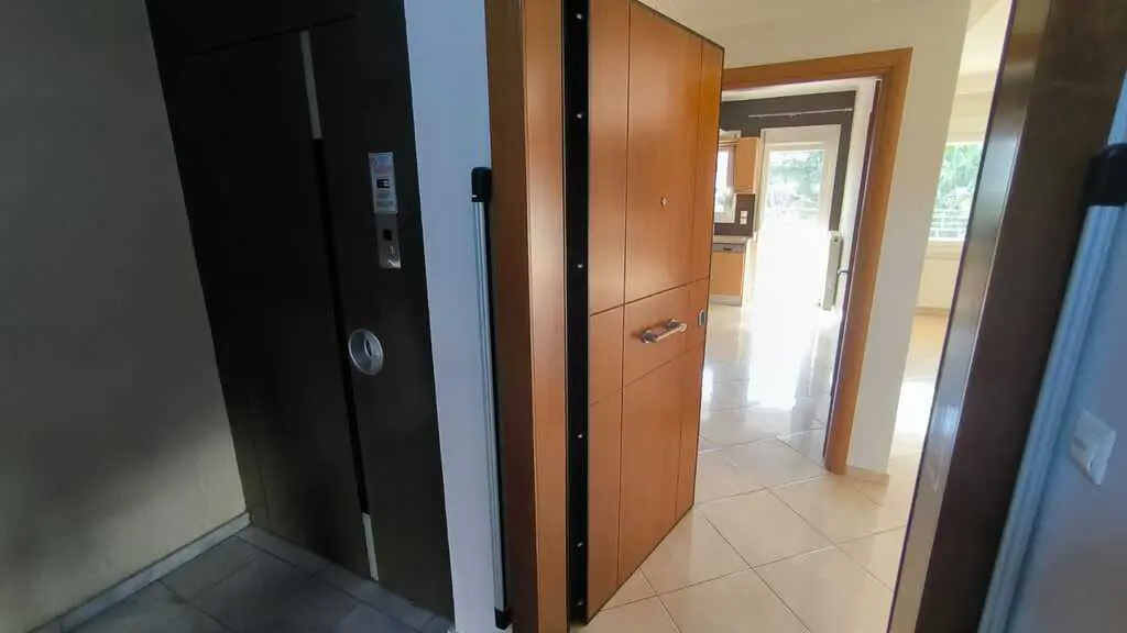 Flat Of 110 M² On The Olympic Coast