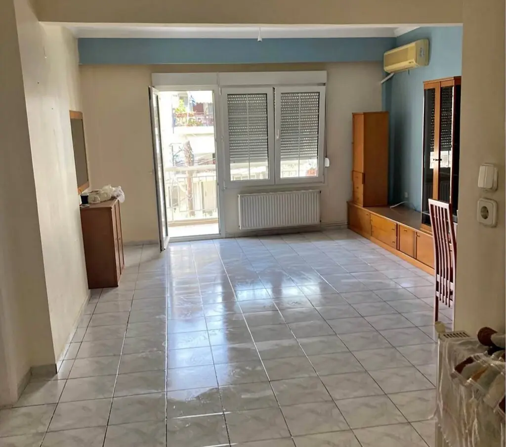 Flat Of 92 M² In Thessaloniki