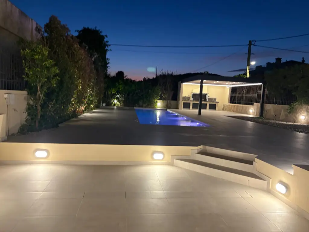 Villa Of 340 M² In Attica