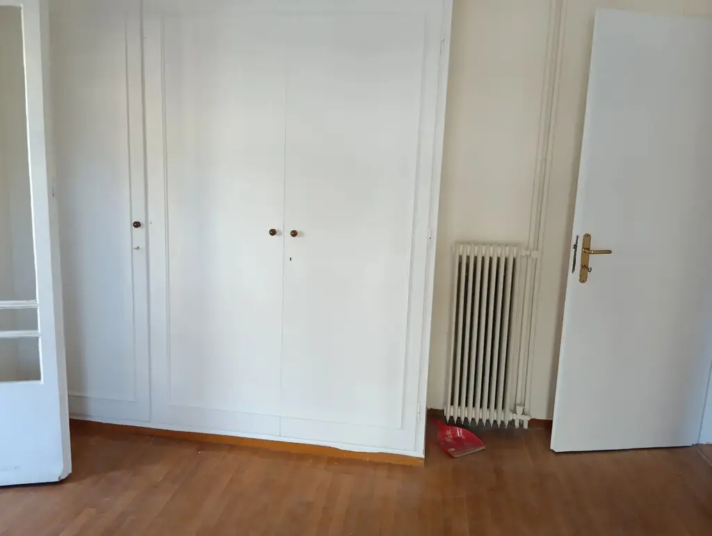 Flat Of 87 M² In Athens