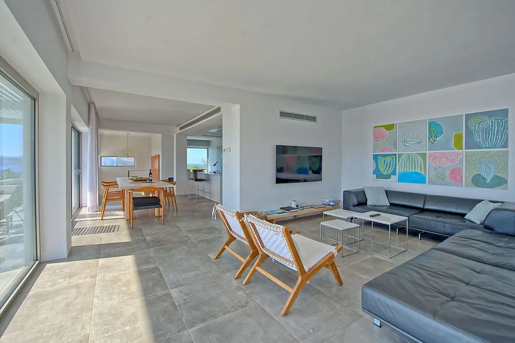 Villa Of 372 M² In Crete