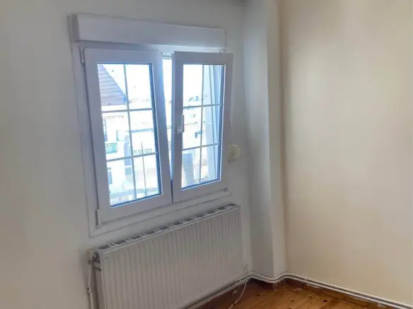2-bedroom Flat In Neapoli, Greece (92 M²)