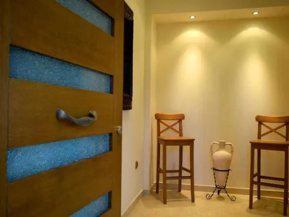 Building In Thermi, Greece (1.242 M²)
