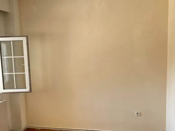 2-bedroom Flat In Neapoli, Greece (92 M²)