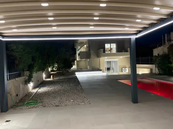 Villa In Kalivia Thorikou, Greece (340 M²)