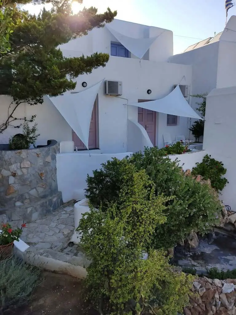 Hotel Of 950 M² In Cyclades