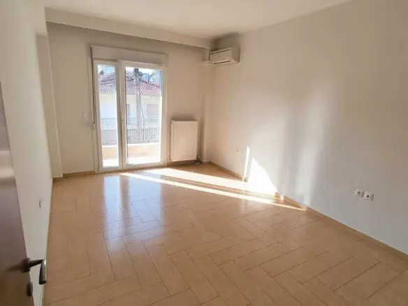 3-bedroom Flat In Katerini, Greece (140 M²)