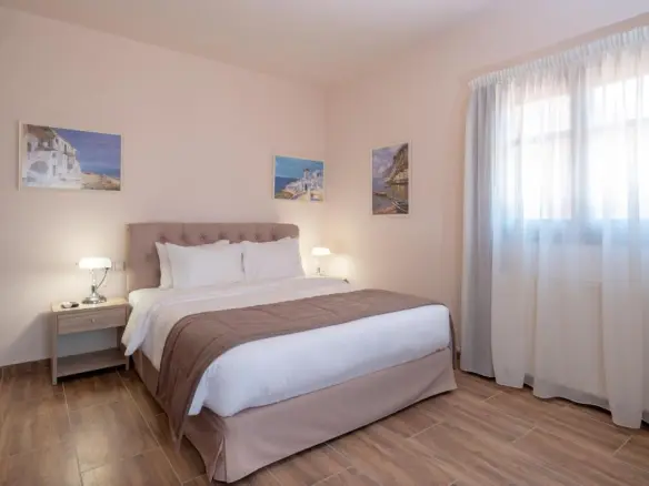 9-bedroom Villa In Chersonisos, Greece (600 M²)