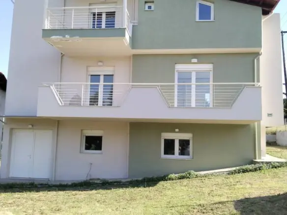 Detached House Of 250 M² In The Suburbs Of Thessaloniki