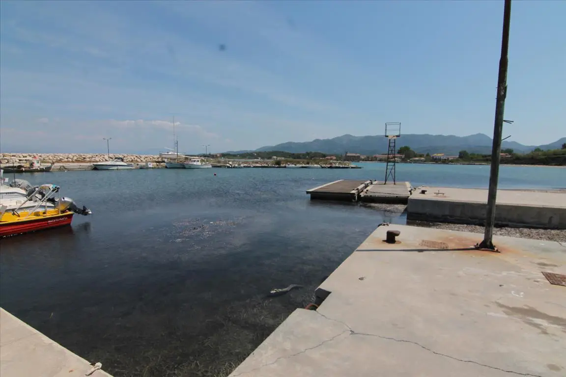 Land Of 1000 M² In Corfu