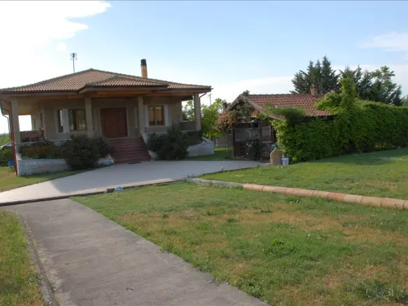 Detached House Of 340 M² In The Suburbs Of Thessaloniki