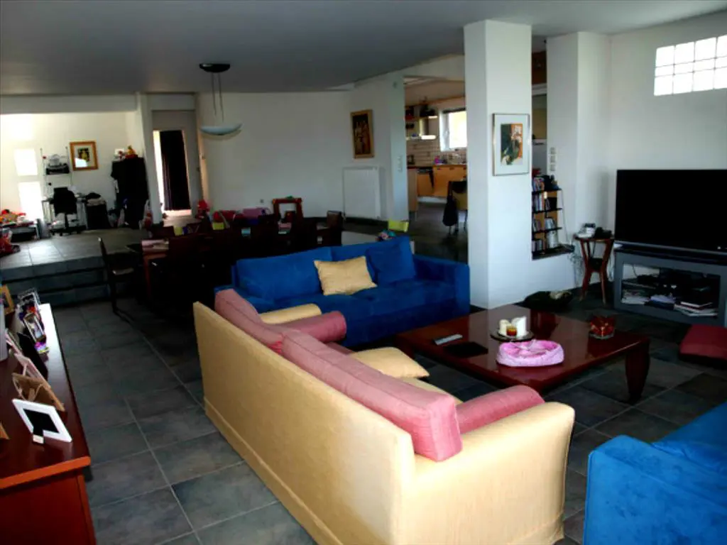 Complex Of 650 M² In Attica