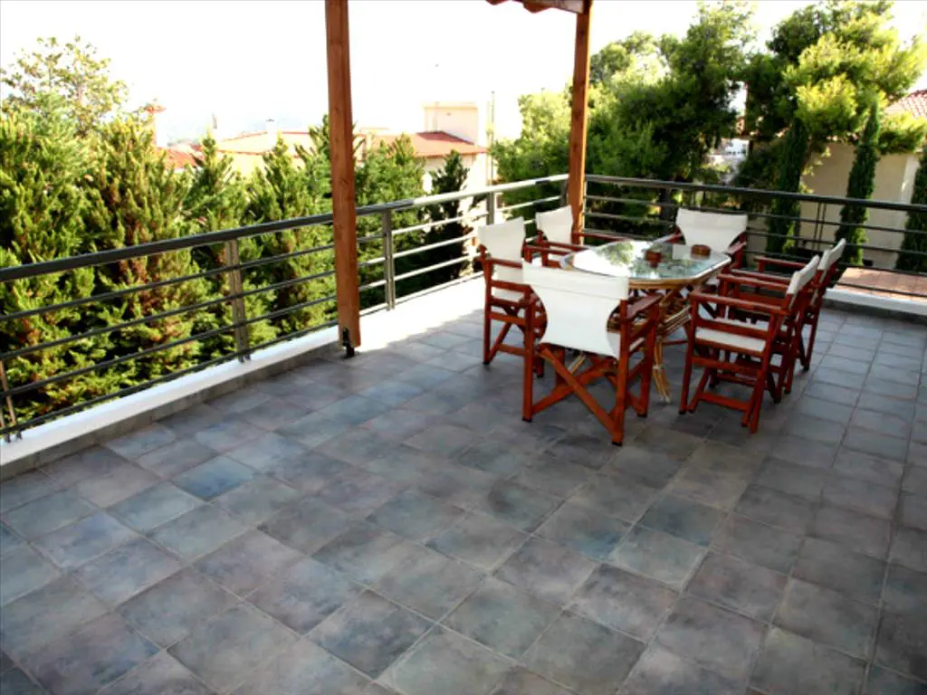Complex Of 650 M² In Attica