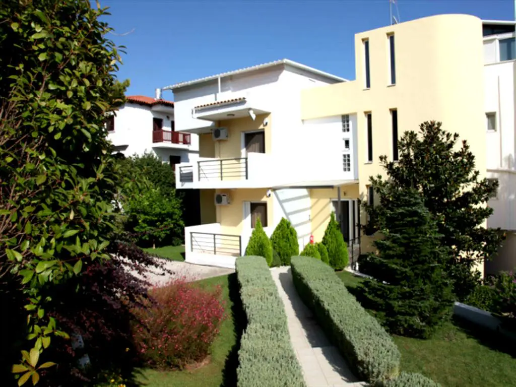Complex Of 650 M² In Attica
