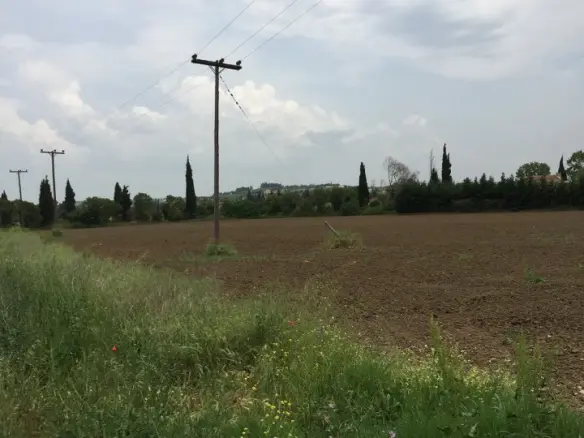 Land Of 11000 M² In The Suburbs Of Thessaloniki