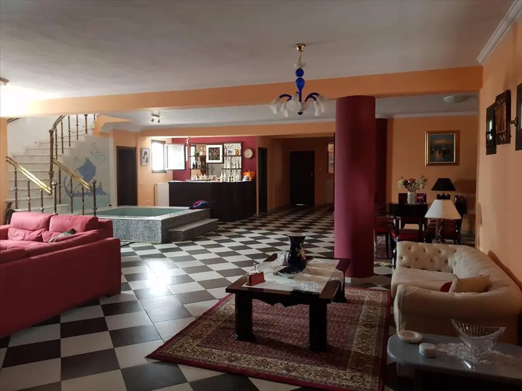 4-bedroom Detached House In Mikra, Greece (400 M²)