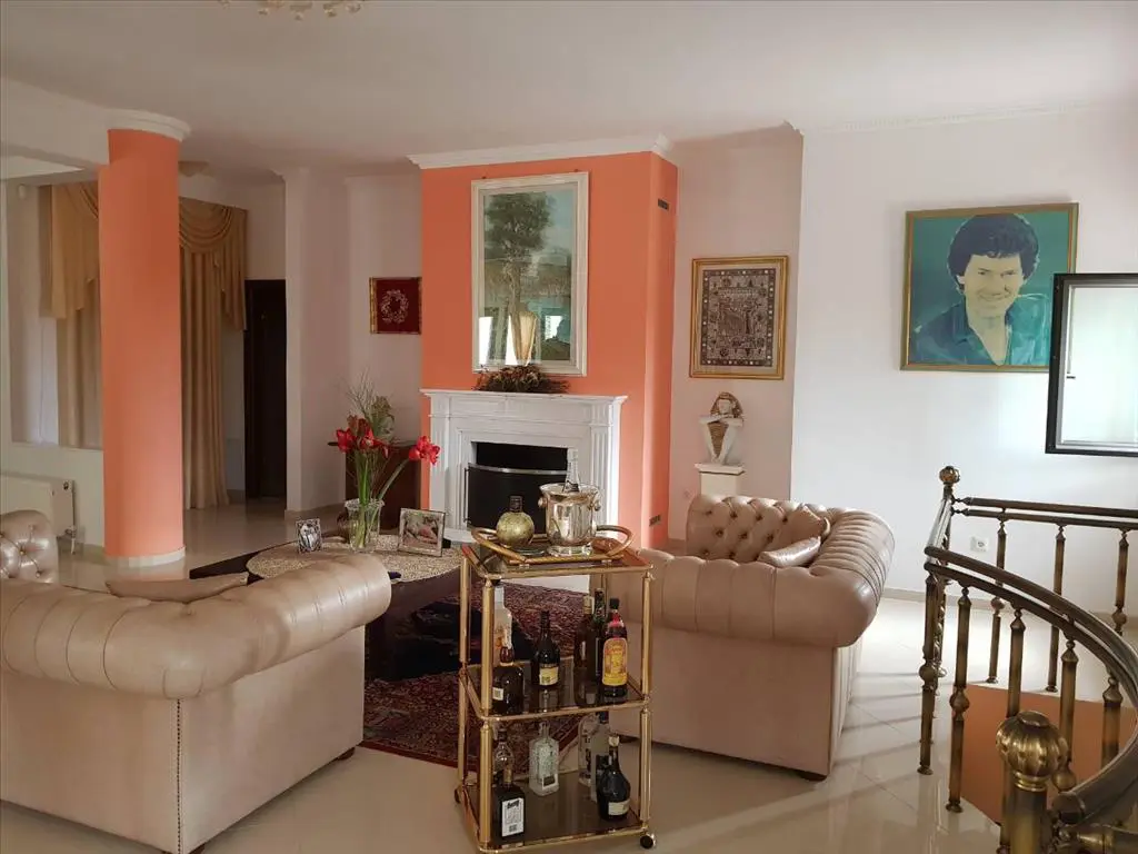 4-bedroom Detached House In Mikra, Greece (400 M²)