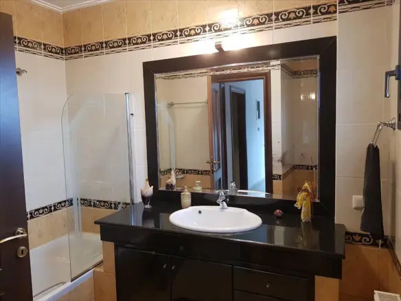 4-bedroom Detached House In Mikra, Greece (400 M²)