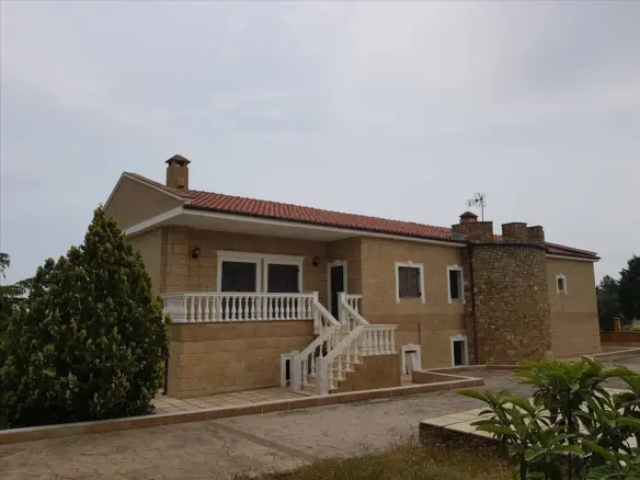 4-bedroom Detached House In Mikra, Greece (400 M²)