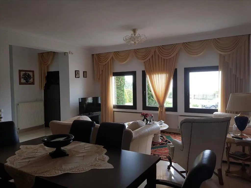 4-bedroom Detached House In Mikra, Greece (400 M²)