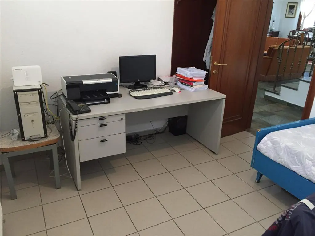 Detached House Of 369 M² In The Suburbs Of Thessaloniki