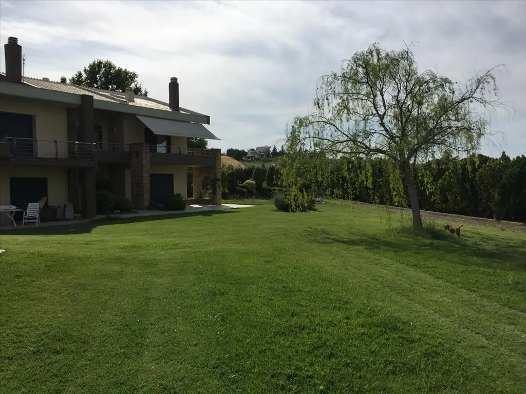 Villa Of 440 M² In Thessaloniki