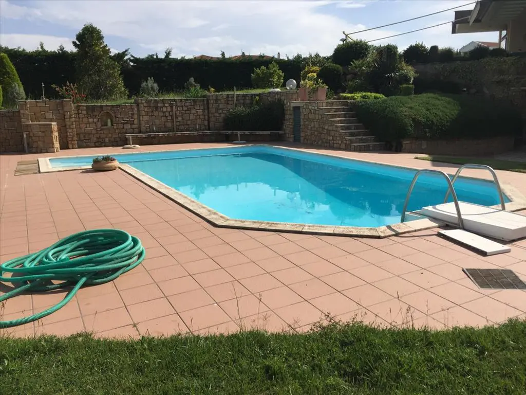 Villa Of 440 M² In Thessaloniki