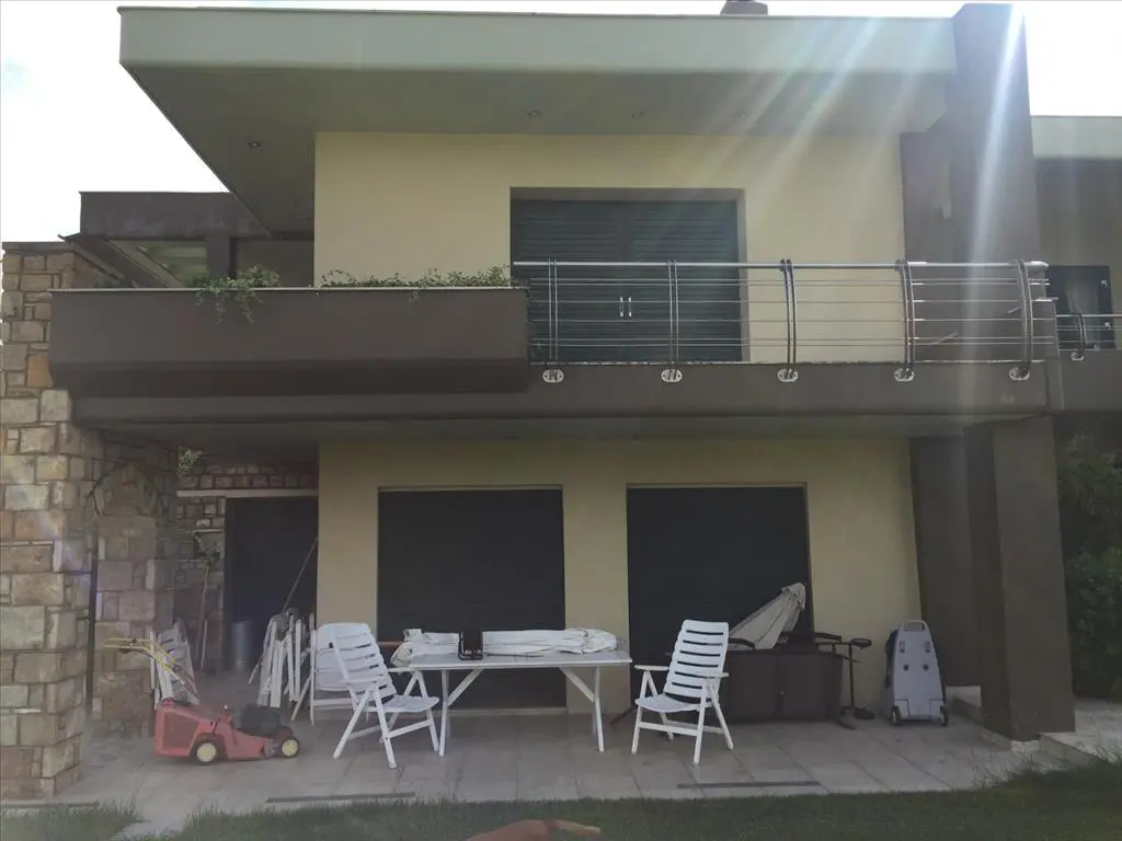 Villa Of 440 M² In Thessaloniki