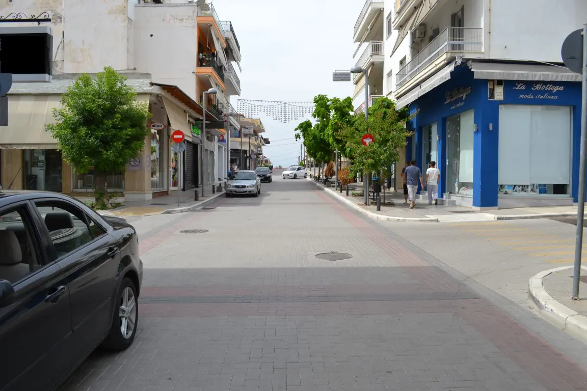 Business Of 70 M² With Commercial Use In Chalkidiki