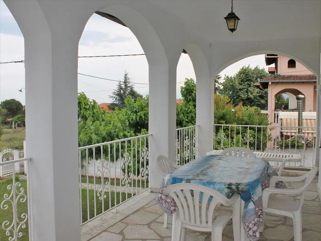 Detached House Of 120 M² On The Olympic Coast
