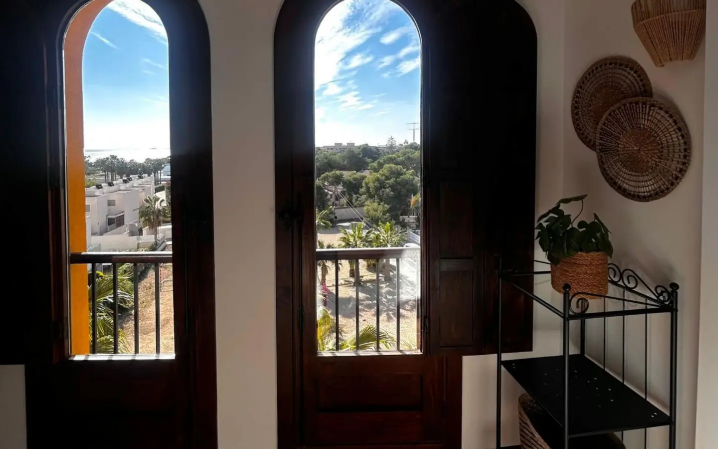 2-bedroom Apartment In Torrevieja, Spain (156 M²)