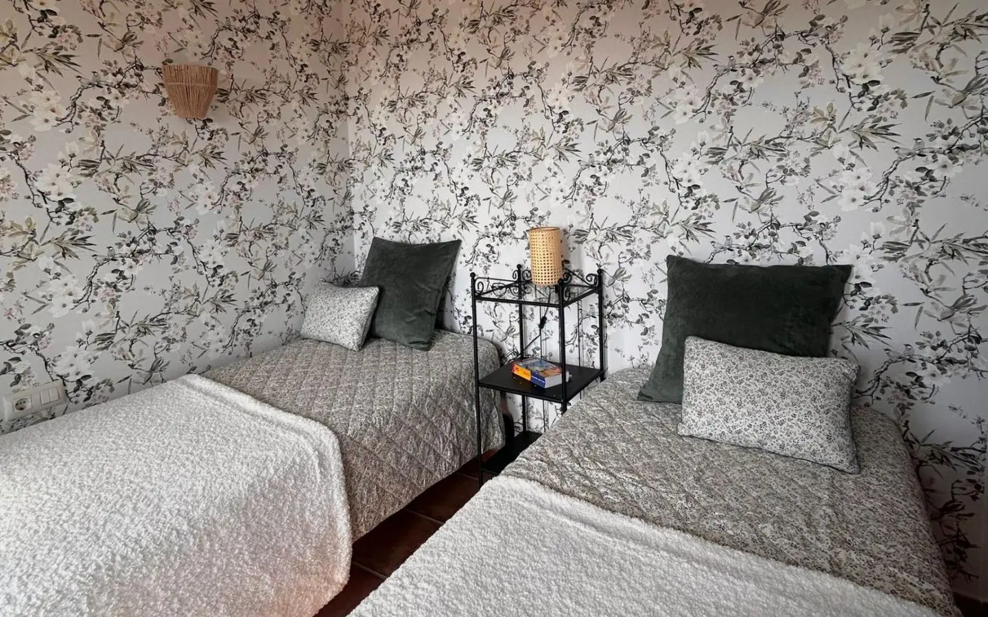 2-bedroom Apartment In Torrevieja, Spain (156 M²)