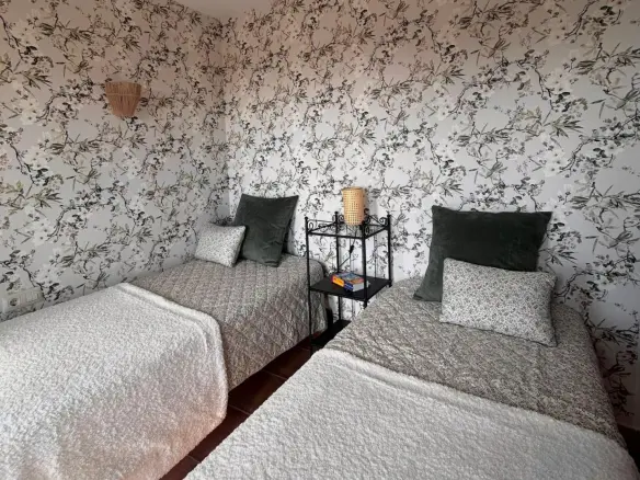 2-bedroom Apartment In Torrevieja, Spain (156 M²)