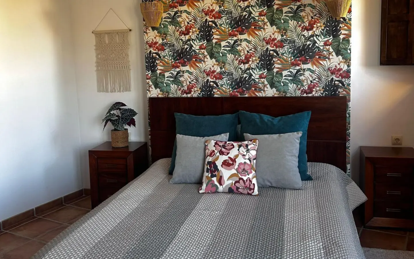 2-bedroom Apartment In Torrevieja, Spain (156 M²)