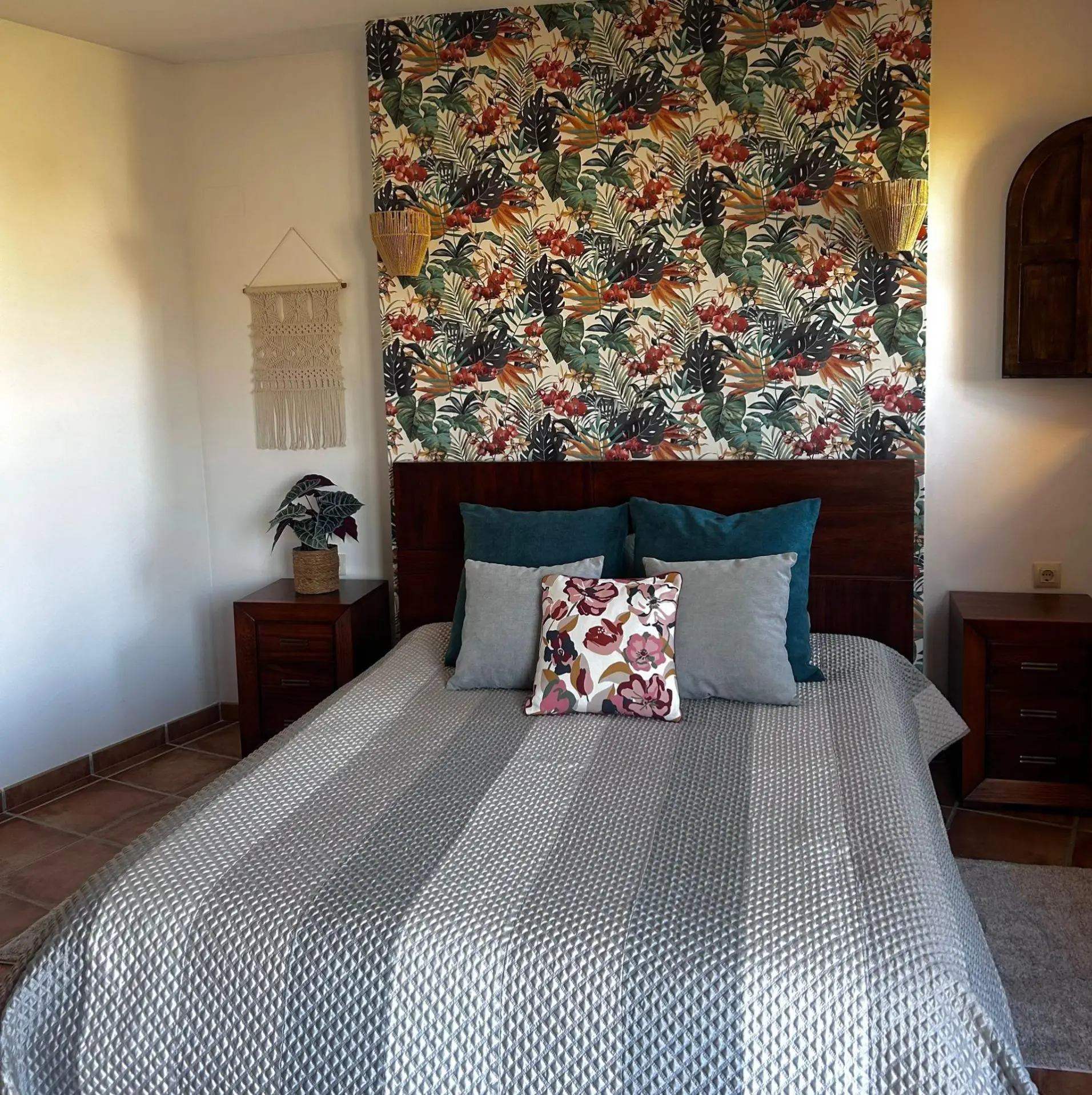 2-bedroom Apartment In Torrevieja, Spain (156 M²)
